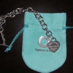 Return to Tiffany & Co. heart toggle bracelet